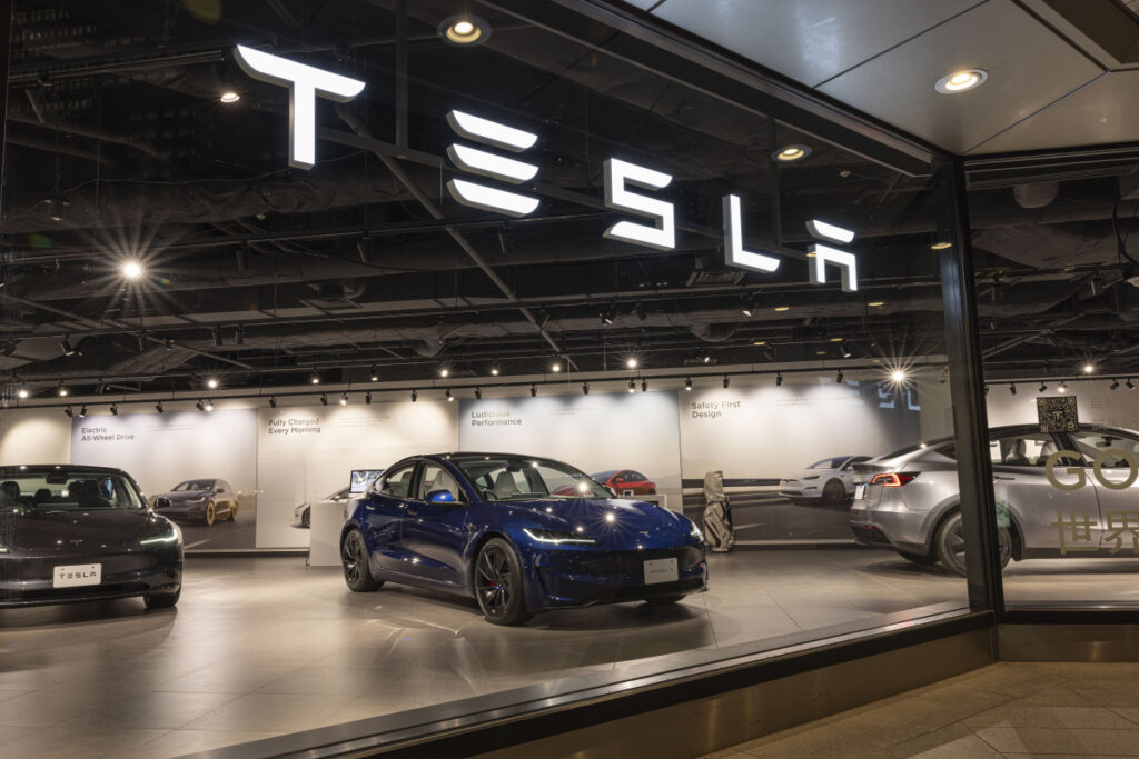 Tesla analysts update views after Q3 deliveries